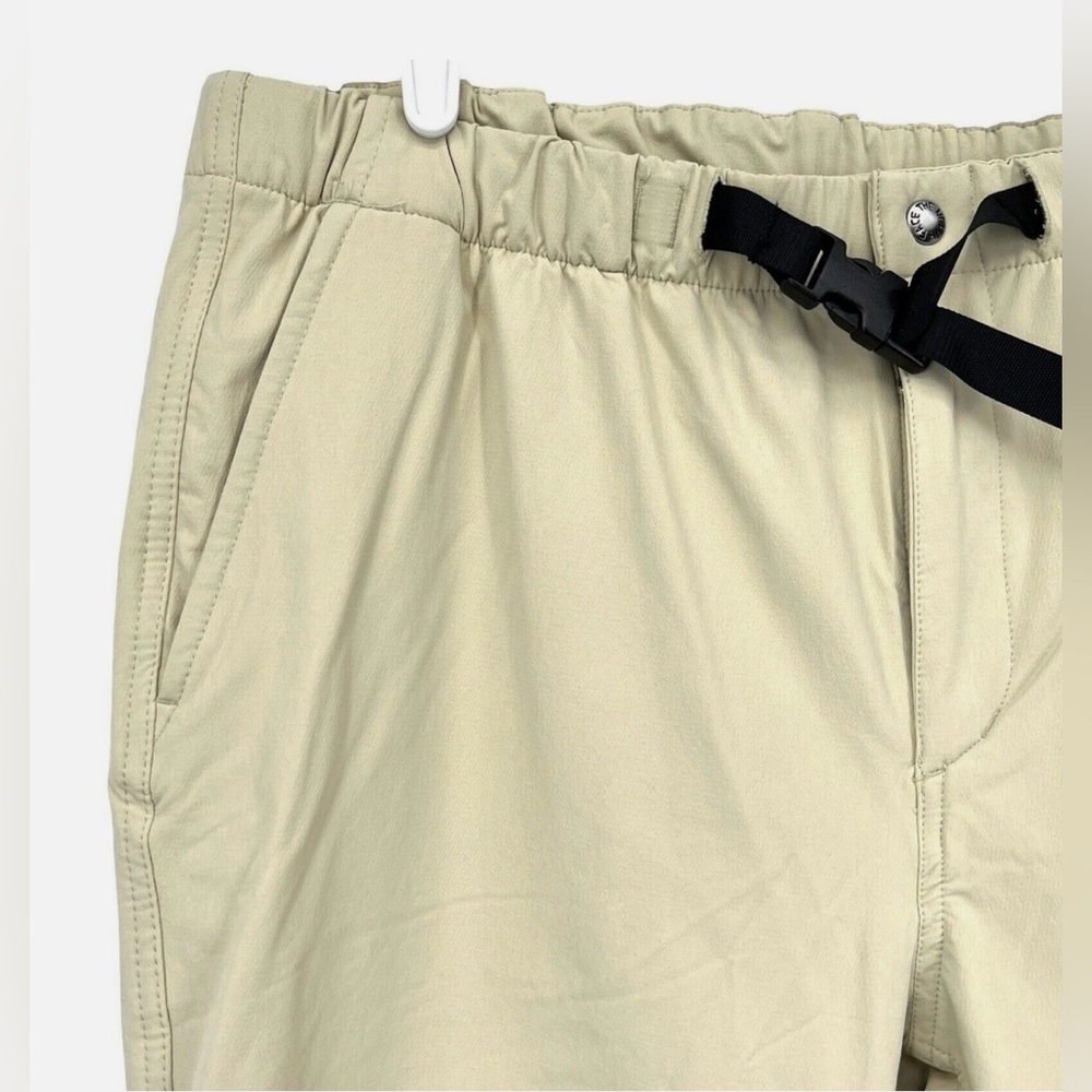 The North Face Tech Easy Men's‎ Tan Relaxed Fit Chino Pants Size M - Picture 2 of 9
